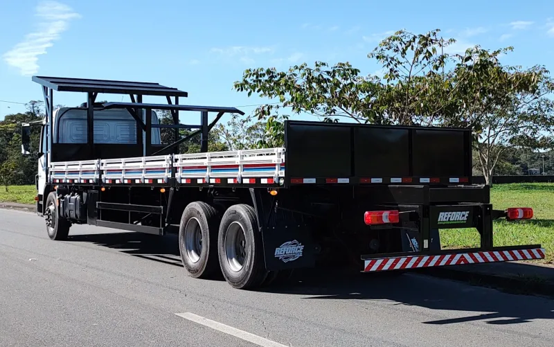 Carroceria metalica para caminhão